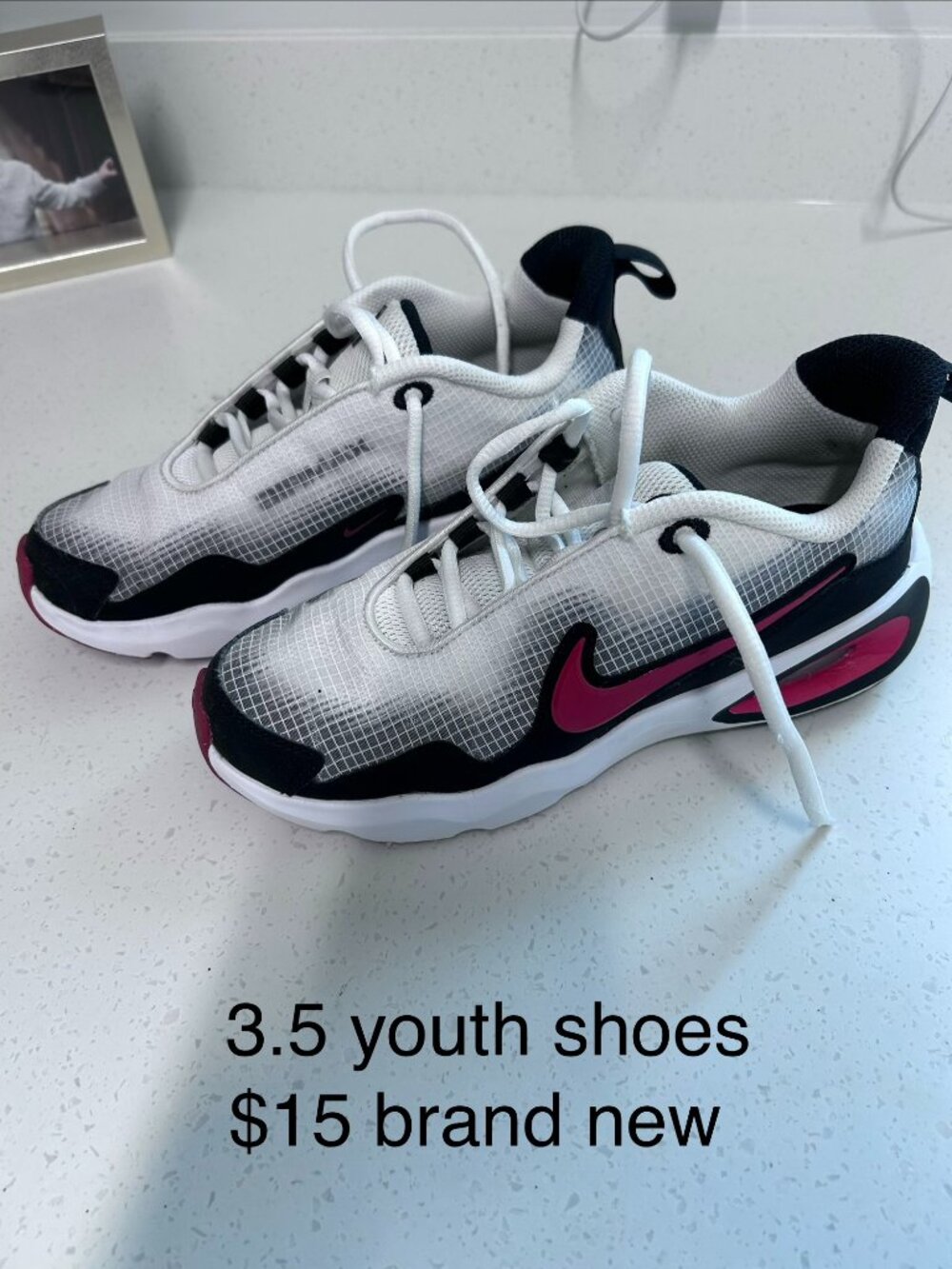 Nike youth shoes